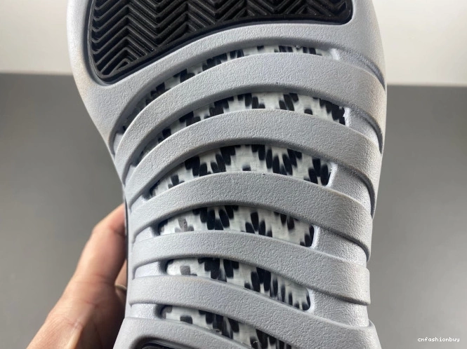 Air 12 Jordan Barons CT8013-010 0816
